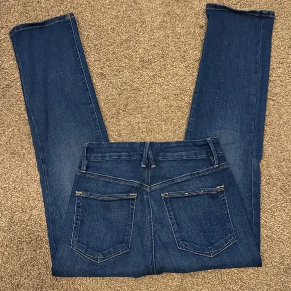 Good American Indigo Denim Jeans - Picture 4 of 5